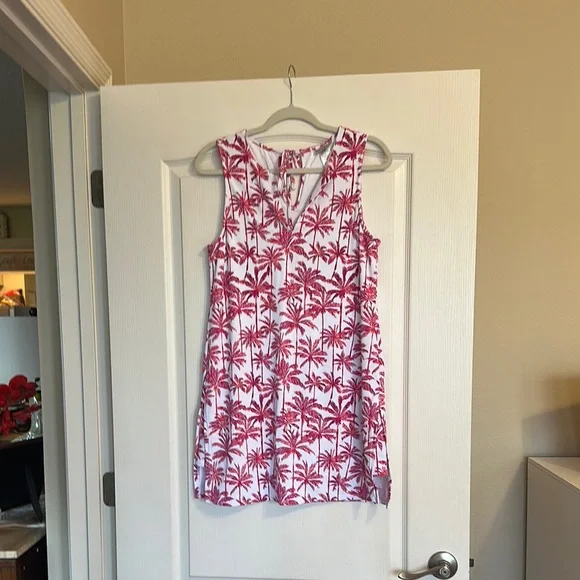 Red Palm Tree Print Sleeveless Romper NWOT - Picture 1 of 4
